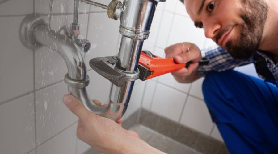 Professional same day plumber services in Worthington, IA